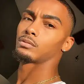 Brian Fields Brian Fields's headshot picture'